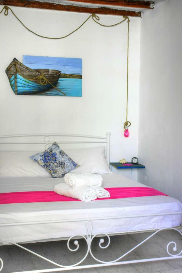 The Hot Pink Bike House Villa Parikia  Luaran gambar